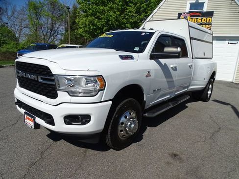 Used 2022 RAM 3500 Big Horn w/ Safety Group B AWD/4WD image 17