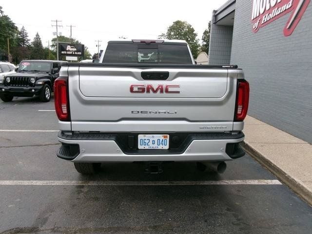 Used 2020 GMC Sierra 2500 Denali w/ Denali Ultimate Package AWD/4WD image 8