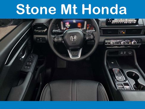 Used 2023 Honda Pilot Elite image 17