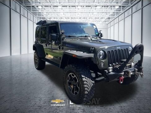 Used 2016 Jeep Wrangler Unlimited Rubicon AWD/4WD image 3