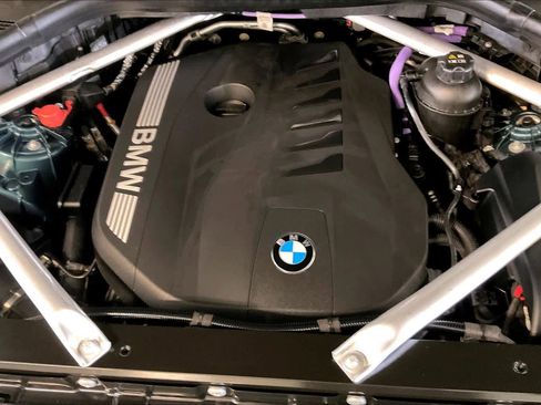 Used 2024 BMW X5 sDrive40i w/ Premium Package image 29