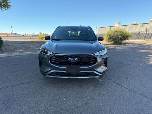 Used 2023 Ford Escape ST-Line w/ Tech Pack #1 image 4