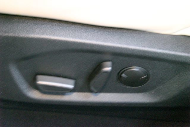 Used 2021 Ford Edge Titanium w/ Cargo Accessory Package AWD/4WD image 18