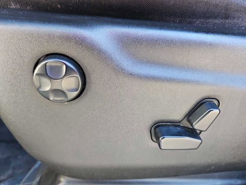 Used 2020 Jeep Grand Cherokee Altitude image 18