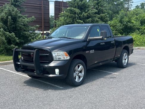 Used 2016 RAM 1500 Express AWD/4WD image 2