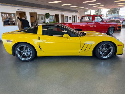 Used 2010 Chevrolet Corvette Grand Sport w/ Preferred Equipment Group image 2