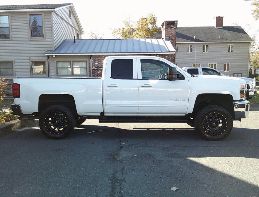Used 2019 Chevrolet Silverado 2500 LT w/ LT Convenience Package AWD/4WD image 6