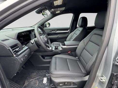 New 2027 GMC Terrain Elevation w/ Elevation Premium Package AWD/4WD image 18