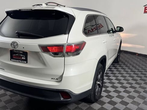 Used 2016 Toyota Highlander XLE FWD image 6