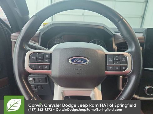 Used 2022 Ford Expedition Max Limited image 14