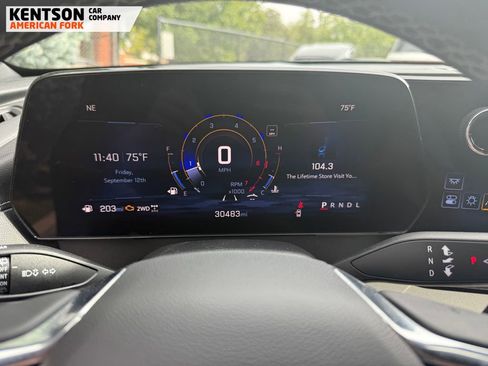 Used 2024 Chevrolet Traverse LT image 17