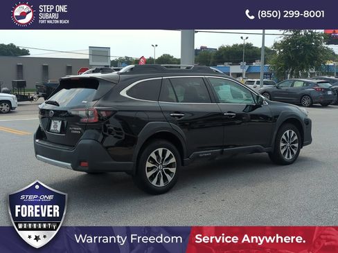 Certified 2024 Subaru Outback Touring AWD/4WD image 7