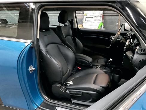 Used 2024 MINI Cooper SE image 10