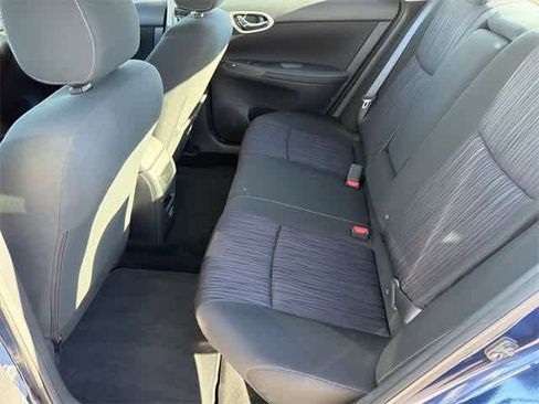 Used 2019 Nissan Sentra SV image 6