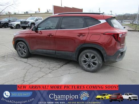 Used 2024 Kia Seltos S image 6