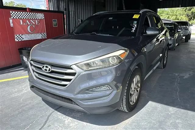 Used 2017 Hyundai Tucson SE w/ SE Popular Package 02 FWD image 1