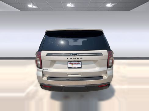 Used 2022 Chevrolet Tahoe Z71 w/ Luxury Package AWD/4WD image 9