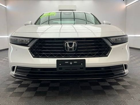 Used 2025 Honda Accord EX-L image 2