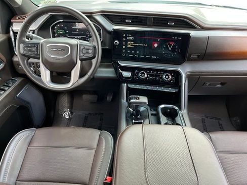 Used 2023 GMC Sierra 1500 Denali w/ Denali Reserve Package AWD/4WD image 15