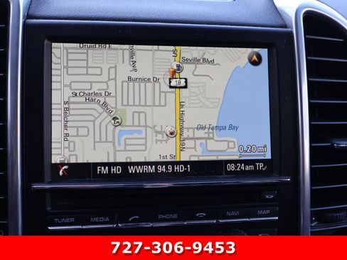 Used 2016 Porsche Cayenne AWD/4WD image 25