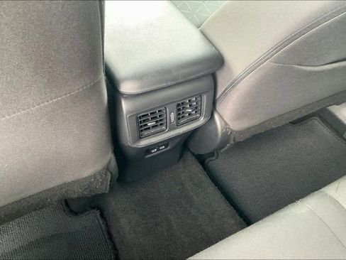 Used 2024 Toyota RAV4 XLE image 35