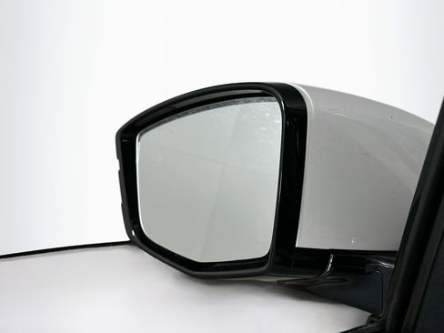 Used 2023 Acura MDX FWD w/ Technology Package image 16