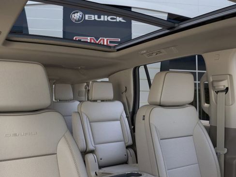 New 2025 GMC Yukon Denali w/ Sun & Power Step Package image 24