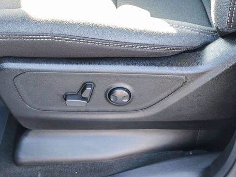 Used 2022 RAM 1500 Big Horn AWD/4WD image 25