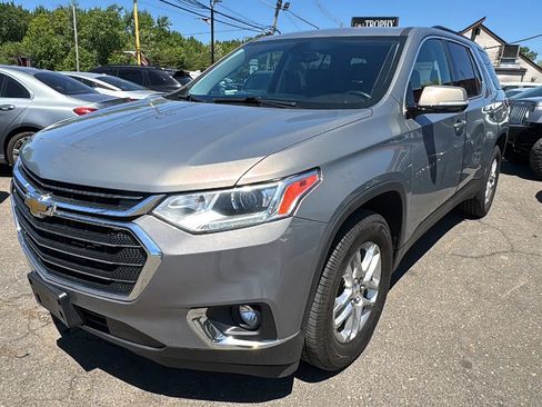 Used 2019 Chevrolet Traverse LT w/ LPO, Floor Liner Package AWD/4WD image 1