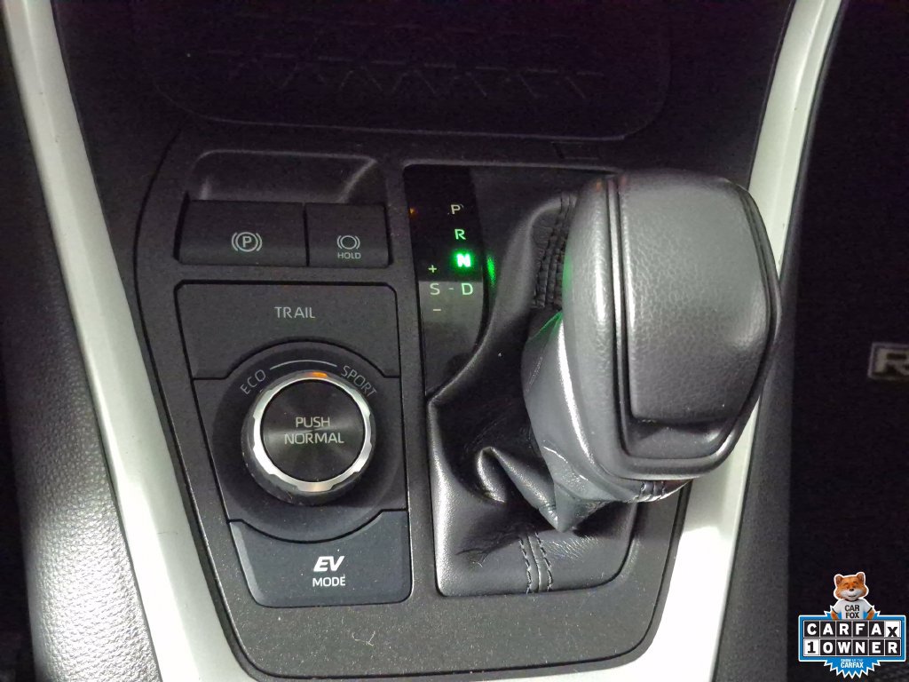 Used 2023 Toyota RAV4 LE AWD/4WD image 19