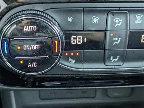 Used 2022 Buick Encore GX Select image 26