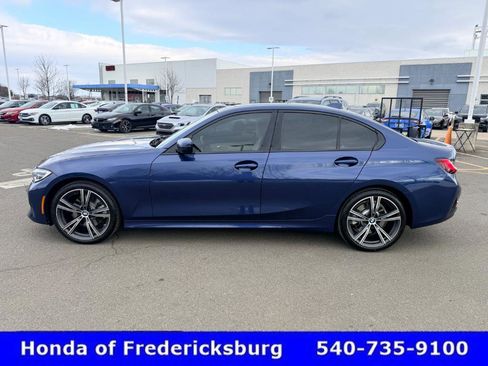 Used 2022 BMW 330i Sedan w/ Driving Assistance Package image 3
