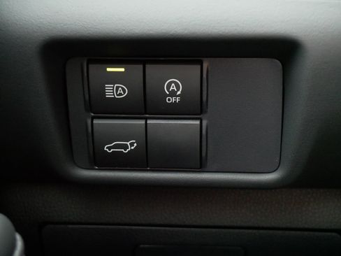 Certified 2026 Toyota Highlander XLE image 26