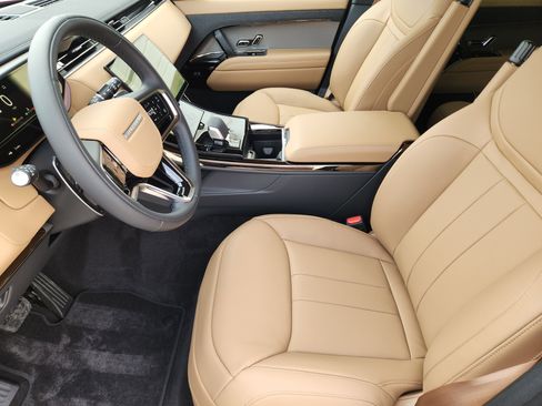 New 2026 Land Rover Range Rover Sport SE image 12