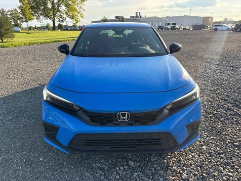 Used 2024 Honda Civic Sport image 2