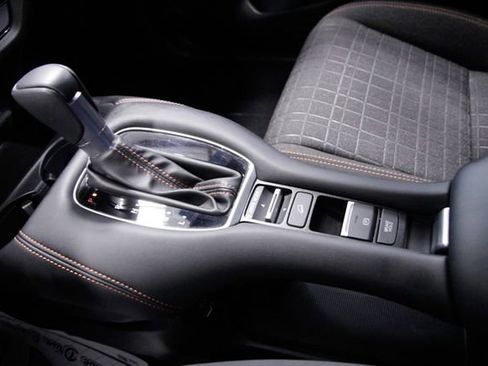 Certified 2024 Honda HR-V Sport image 28