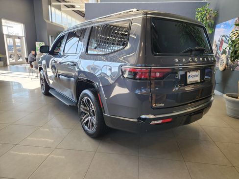 New 2025 Jeep Wagoneer 4WD image 3