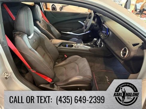 Used 2018 Chevrolet Camaro ZL1 RWD image 25