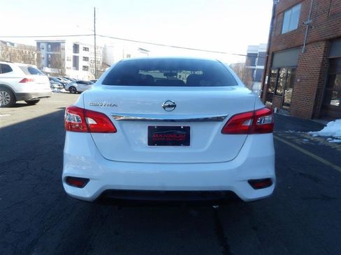Used 2017 Nissan Sentra S image 4