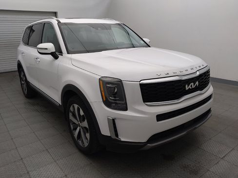 Used 2022 Kia Telluride S FWD image 13