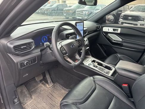 Used 2023 Ford Explorer ST w/ Equipment Group 401A image 10