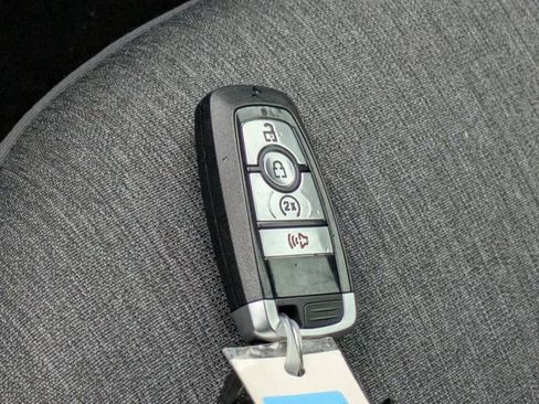 New 2025 Ford Maverick XLT w/ XLT Luxury Package image 29