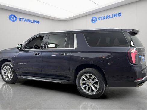 Certified 2025 Chevrolet Suburban Premier image 9