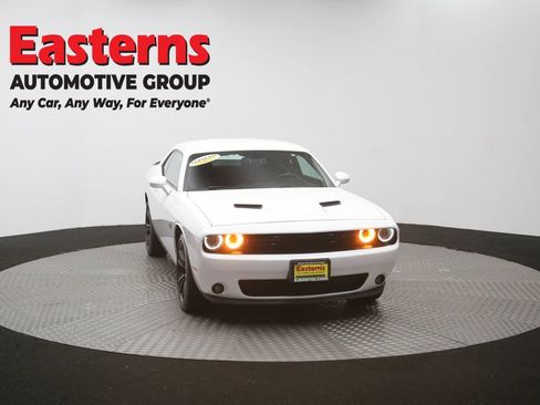 Used 2018 Dodge Challenger R/T w/ Blacktop Package RWD image 49