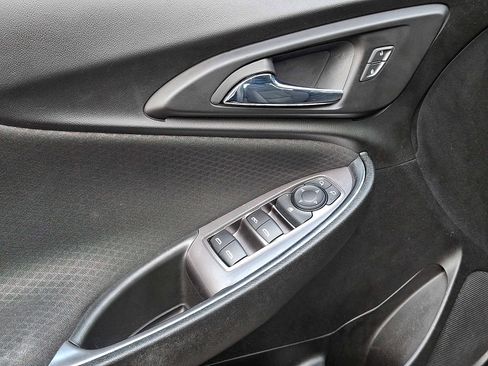 Certified 2020 Chevrolet Malibu LT FWD image 12