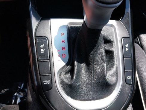 Used 2023 Kia Forte GT-Line w/ GT-Line Premium Package FWD image 13