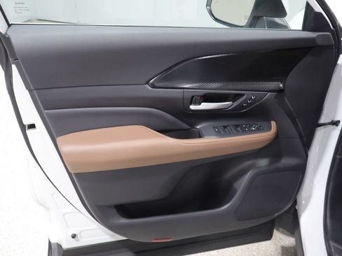 Used 2025 Toyota Grand Highlander AWD Hybrid image 13