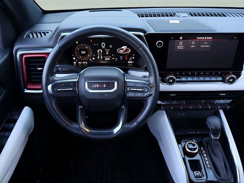 Used 2024 GMC Canyon AT4X image 12