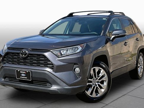Used 2021 Toyota RAV4 XLE Premium FWD image 37