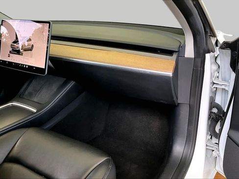Used 2023 Tesla Model 3 Standard Range RWD image 15